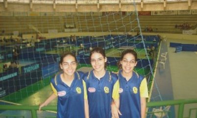 IRMÃS UNIDAS EM TORNO DO ESPORTE