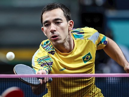 Hugo Calderano é eliminado nas quartas do Smash China por chinês ex-bicampeão olímpico