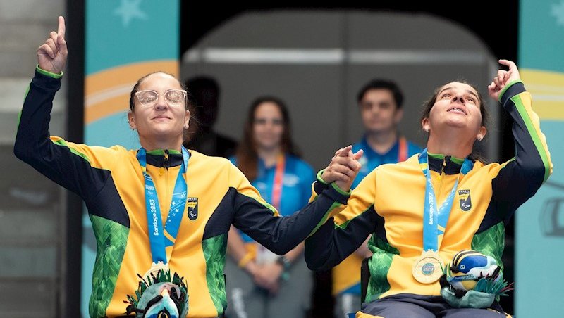 Cátia e Joyce agradecem a conquista em Santiago. F