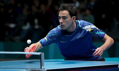Hugo Calderano vence o sueco Truls Moregard e avança às oitavas de final do WTT Champions Chongqing