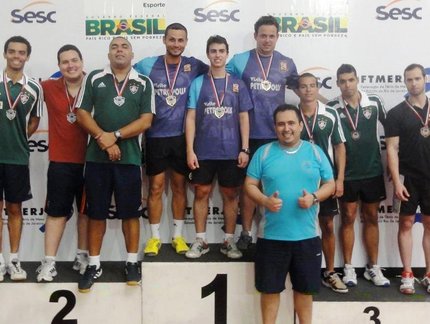 ADM Petrópolis é campeã do Torneio de Equipes da FTMERJ