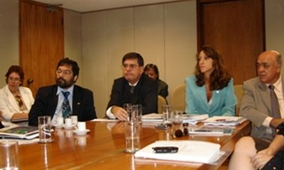 EM BUSCA DE PATROCÍNIO PARA TÊNIS DE MESA BRASILEIRO