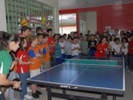 AULAS DE TÊNIS DE MESA NAS ESCOLAS MUNICIPAIS DE CRICIÚMA