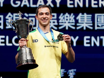 Hugo Calderano estreia com vitória e dá início à defesa do título na Copa do Mundo de Macau 2026