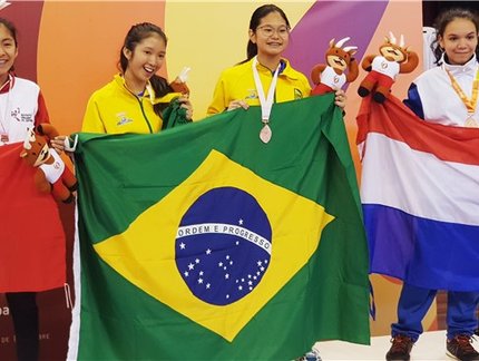 Wanessa Wu brilha com quatro medalhas de ouro em Arequipa, nos Jogos Sul-Americanos Escolares