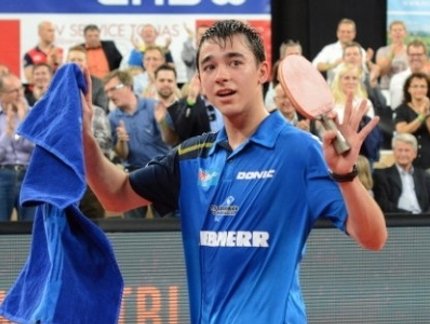 Portal UOL destaca vitória de Hugo Calderano sobre alemão Timo Boll