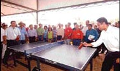 GOVERNADOR/TO JOGA TM C/ MINISTRO DOS ESPORTES