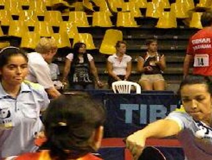 BRUNA E JANE CONTRA AS CHINESAS. VEJA AS IMAGENS!