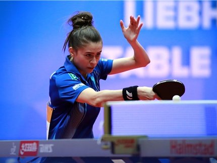 Bruna Takahashi fica perto de resultado surpreendente contra atleta de Hong Kong