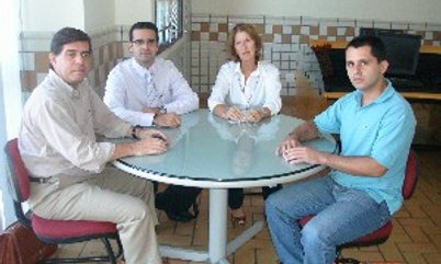 PRESIDENTE DA CBTM VISITA COLÉGIO CEC