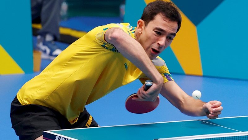 Brasileiro enfrentou dois atletas chineses neste d