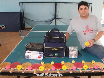 Nelson Machado recebe kit "Baby-Ping" que será utilizado em Marília em 2013