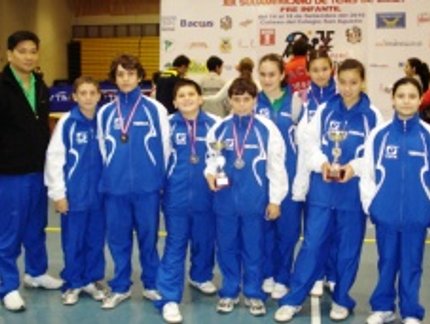 SELEÇÃO MIRIM MASCULINA E FEMININA FICAM EM TERCEIRO LUGAR EM CAMPEONATO SULAMER