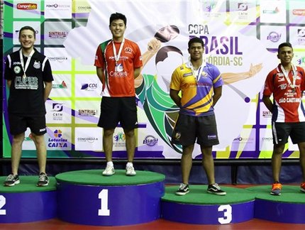 Danilo Toma ganha o título Absoluto A da Copa Brasil diante de sua torcida