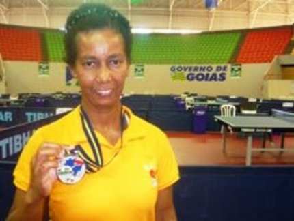 ATLETAS DA ASSOCIAÇÃO JOINVILENSE DE ROUPA NOVA