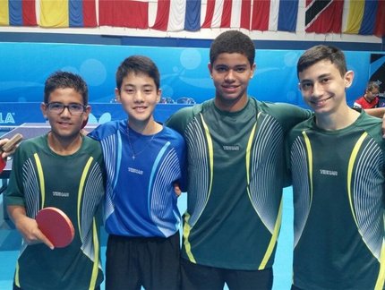 Seleções de base largam impecáveis no torneio por equipes do Campeonato Sul-Americano
