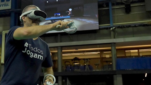 Wladmir Pimentel em ação no tênis de mesa virtual 