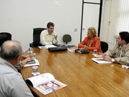 PREFEITO DE MARINGÁ RECEBE ELSNER CORNETTI