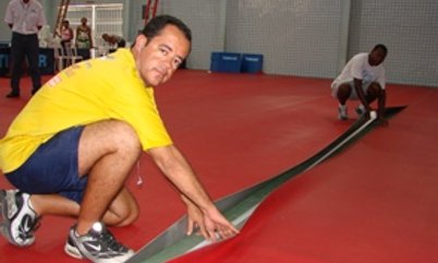 EQUIPE SE ESFORÇA PARA DEIXAR ESTRUTURA IMPECÁVEL