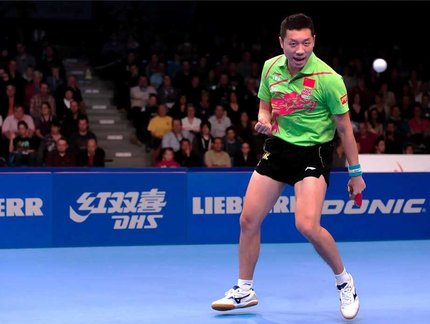 Xu Xin bate Samsonov é o campeão da Copa do Mundo LIEBHERR 2013