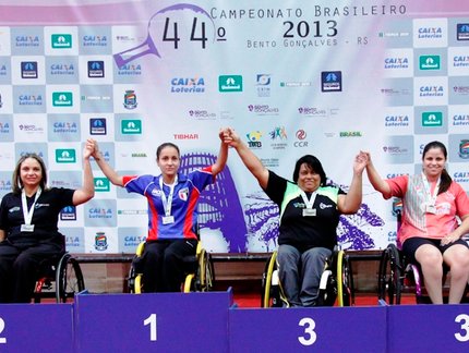 Joyce Oliveira conquista a medalha de ouro em Bento Gonçalves