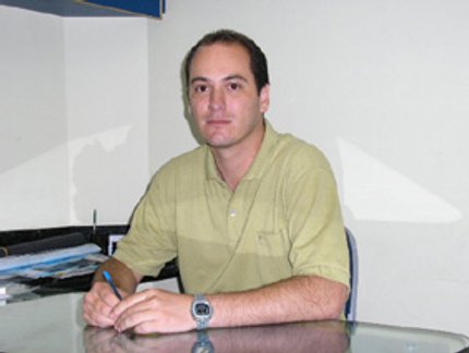 BRASILEIRO APRESENTA TRABALHO NA CHINA