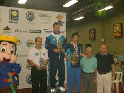 PAULO CAMARGO É CAMPEÃO COM DUAS EQUIPES