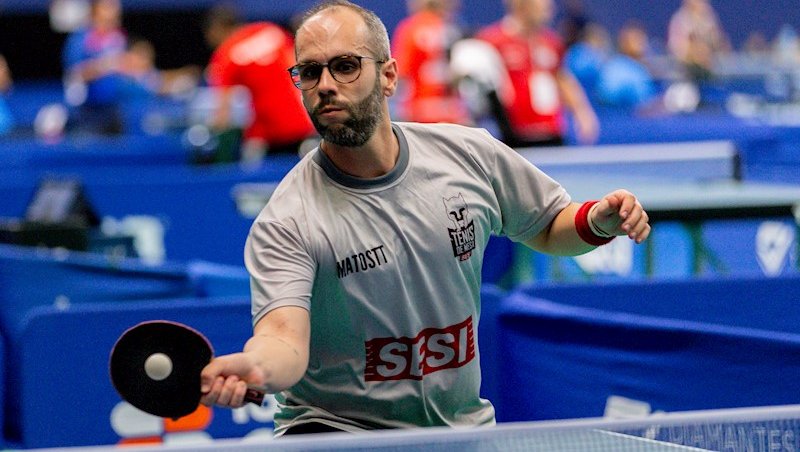 Sem moleza, Thiago Gomes suou para conquistar o tí