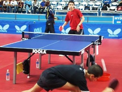 HUGO CALDERANO VENCE NÚMERO 9 DO RANKING MUNDIAL