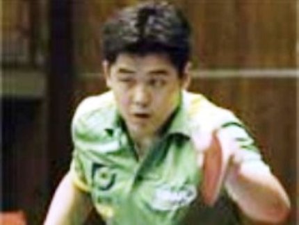 CAZUO MATSUMOTO DERROTA INGLÊS EM LUXEMBURGO