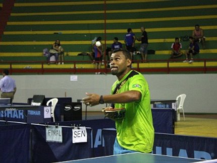 ADRIANO SANTOS VENCE TAMBÉM NO RANKING SÊNIOR