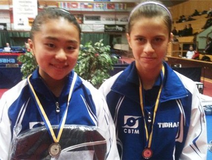 Letícia Nakada e Bruna Takahashi comemoram confirmação da vaga no Finals