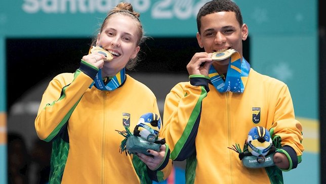 Danielle Rauen e Gabriel Antunes venceram sem perd
