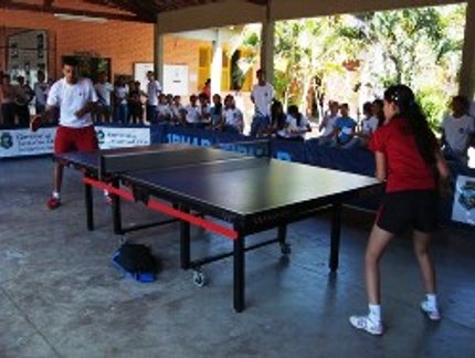 APRESENTAÇÃO E DESAFIO DO SAQUE NA ESCOLA OTÁVIO FARIAS