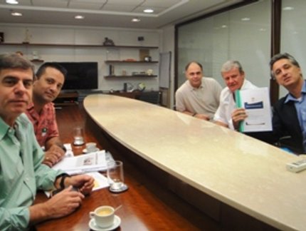 ALAOR E COORDENADOR DE ESPORTES DE SÃO CAETANO VISITAM O COB