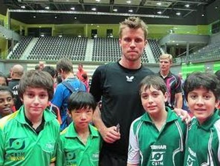 GUSTAVO SE CLASSIFICA PARA SEGUNDA FASE NA ÁUSTRIA