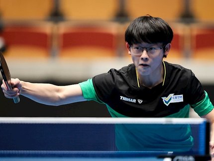 Leonardo Iizuka vai à semi nas duplas masculinas e garante o bronze no Mundial de Jovens