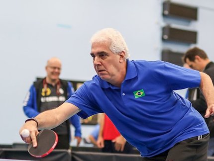 Dia Mundial de Conscientização da Doença de Parkinson: tênis de mesa ajuda os portadores do Mal a melhorarem a qualidade de vida