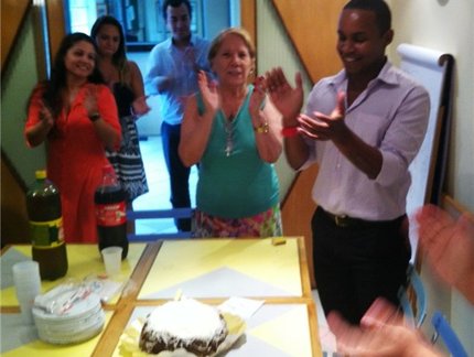 Assistente Administrativo celebra seu aniversário na sede da CBTM