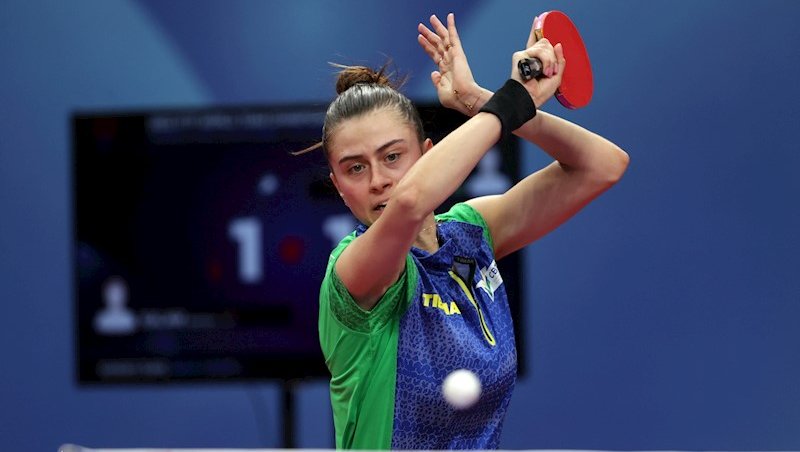 Bruna Takahashi venceu um dos jogos contra a Itáli