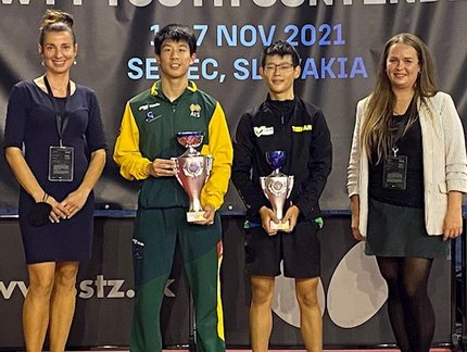 Jogando em uma categoria acima, Leonardo Iizuka leva a prata no sub-17 do WTT Youth Contender na Eslováquia