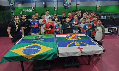 Mais de 100 crianças e adolescentes atendidas no Programa Raquete Vencedora