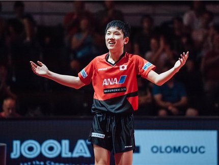 Lá Fora: Harimoto se torna o mais jovem campeão da história em Circuitos da ITTF