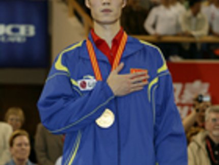 WANG LIQIN É O NOVO CAMPEÃO MUNDIAL