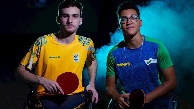 Lucas Arabian e Cadu Moraes representam o Brasil n