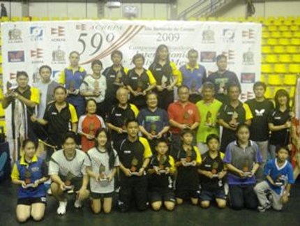 FOTOS COM OS CAMPEÕES DO INTERCOLONIAL