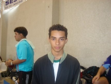 CONHECA GREGORY ARAÚJO, ATLETA DO RJ EM POÇOS DE CALDAS