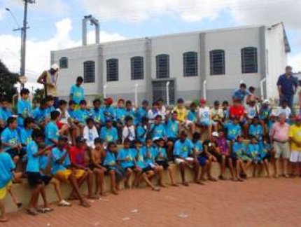 PROJETO CRESCENDO NO ESPORTE REÚNE 3,2 MIL ATLETAS EM FESTIVA