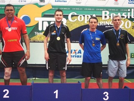 Luiz Manara supera Francisco Melo em final emocionante na Classe 8