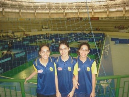 IRMÃS UNIDAS EM TORNO DO ESPORTE